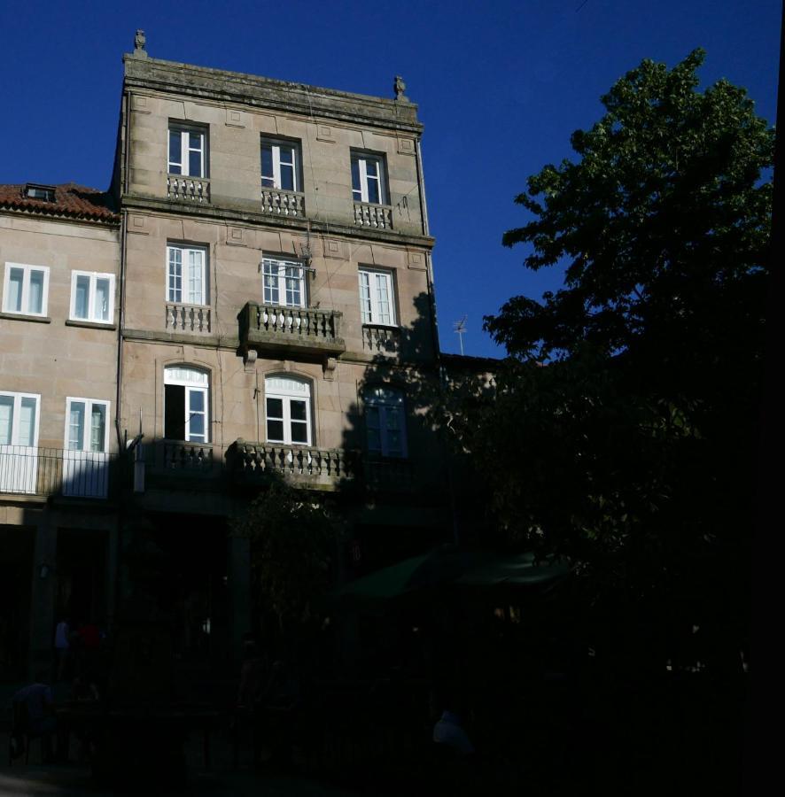 Excelentes Vistas En La Plaza De La Verdura Pontevedra Exterior photo